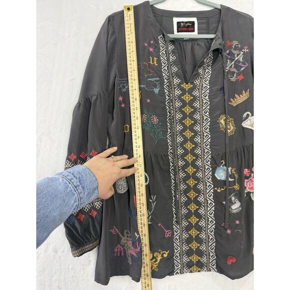 Johnny Was Biya Embroidered Blouse Top 100% Silk Colorful Boho Size Medium - Picture 12 of 15